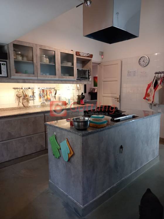 Néstor Patrón Costas 700